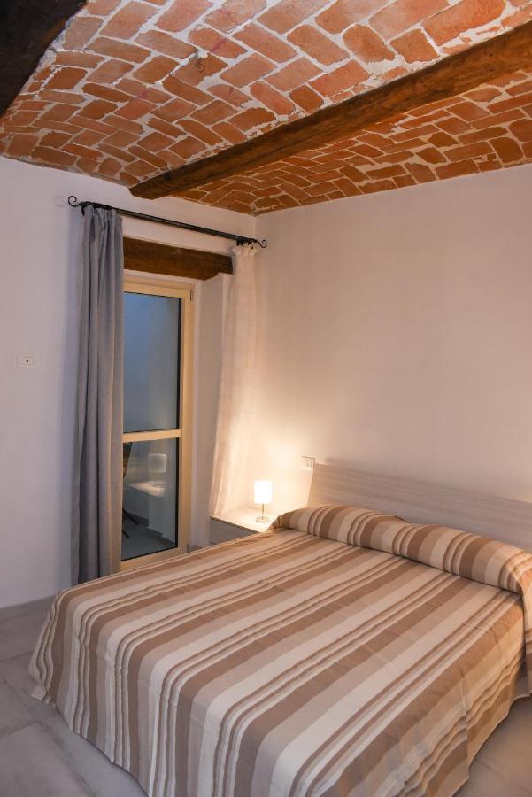 L'Acino Apartman Canelli Kültér fotó